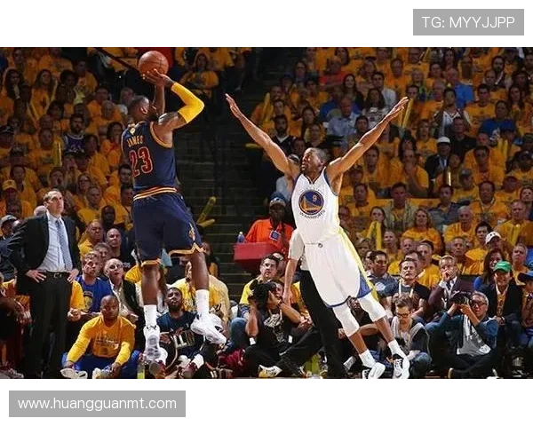 穆雷突破制造关键投篮空间 提升球队季后赛得分效率