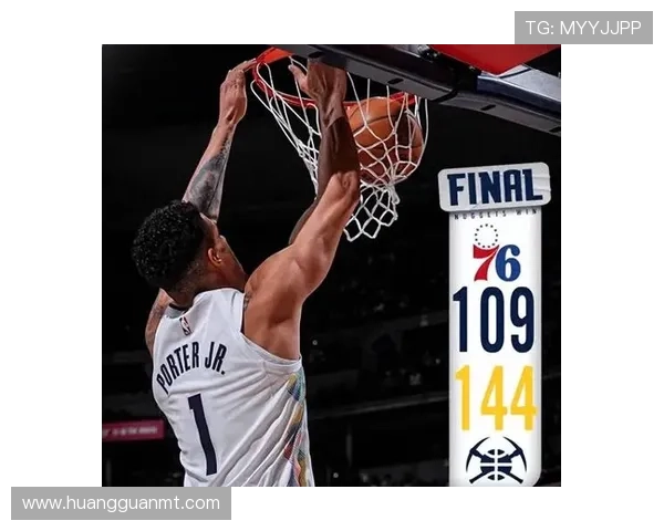 扎伊恩背身单打拉开禁区，效率胜过约基奇